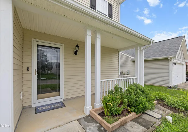 Photo 4 of Sale Pending at 4421 Whatley Ln, Raleigh, NC 27604 | MLS# 10180316 | Listing updated on 2026-08-31