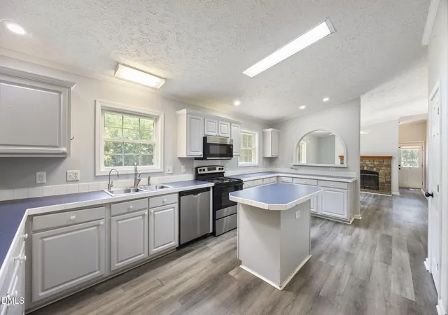 5th image of 216 Gibson Rd, Mebane, NC 27302 | MLS# 10181039