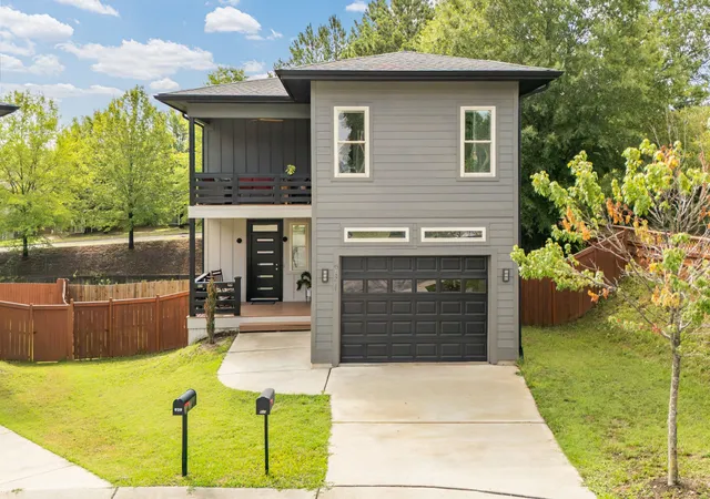 Photo 1 of Single family home for sale at 931 Ramseur St, Durham, NC 27701 | MLS# 10180120 | Listing updated on 2026-09-18