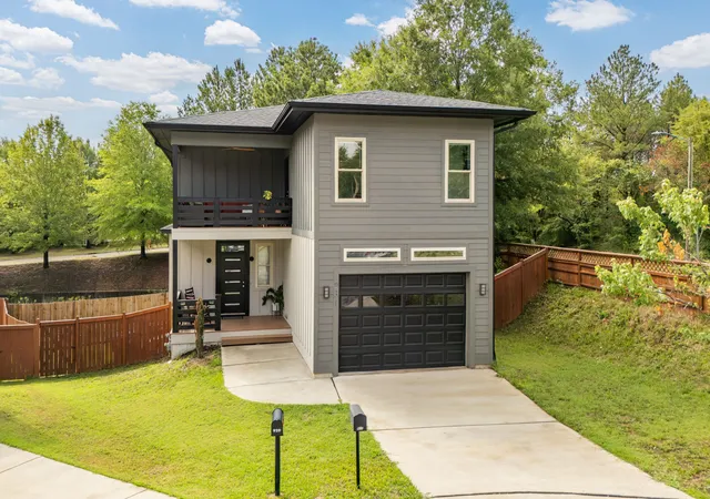 Photo 2 of Single family home for sale at 931 Ramseur St, Durham, NC 27701 | MLS# 10180120 | Listing updated on 2026-09-18