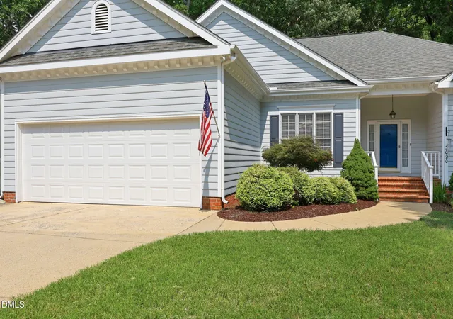 Photo 3 of Single family home for sale at 3020 Stone Gap Ct, Raleigh, NC 27612 | MLS# 10180813 | Listing updated on 2026-10-03