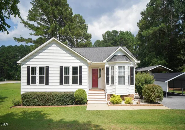 Photo 1 of Single family home for sale at 104 Trey Dr, Benson, NC 27504 | MLS# 10180137 | Listing updated on 2026-09-08