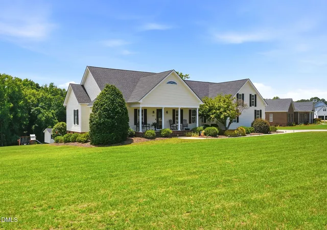3rd image of 1838 Wheeler Dr, Angier, NC 27501 | MLS# 10180260