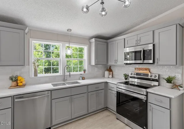 2nd image of 2031 Bakers Chapel Rd, Smithfield, NC 27577 | MLS# 10183820
