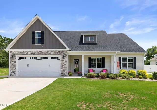 Photo 1 of Single family home for sale at 137 Shadybrook Dr, Benson, NC 27504 | MLS# 10180606 | Listing updated on 2026-08-20