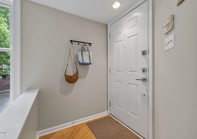 Listing Photo 5 - Condo for sale in building located at 1011 Wirewood Dr, Raleigh, NC 27605 - Unit #201
