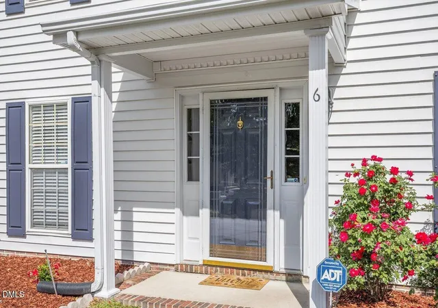 Photo 2 of Sale Pending at 6 Sugar Maple Ct, Durham, NC 27703 | MLS# 10182222 | Listing updated on 2026-09-19