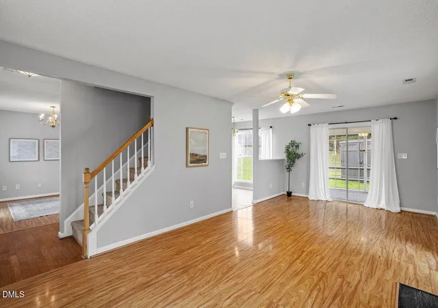 Photo 3 of Sale Pending at 6 Sugar Maple Ct, Durham, NC 27703 | MLS# 10182222 | Listing updated on 2026-09-19