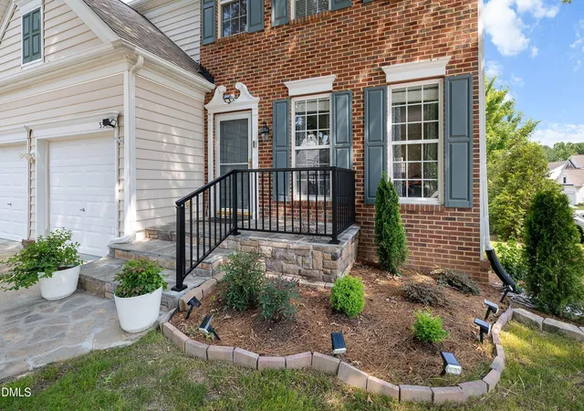 Photo 3 of Single family home for sale at 3302 Colorcott St, Raleigh, NC 27614 | MLS# 10181493 | Listing updated on 2026-09-11