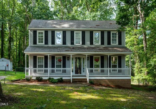 Photo 1 of Single family home for sale at 1011 Homestead Pl, Zebulon, NC 27597 | MLS# 10180215 | Listing updated on 2026-09-16