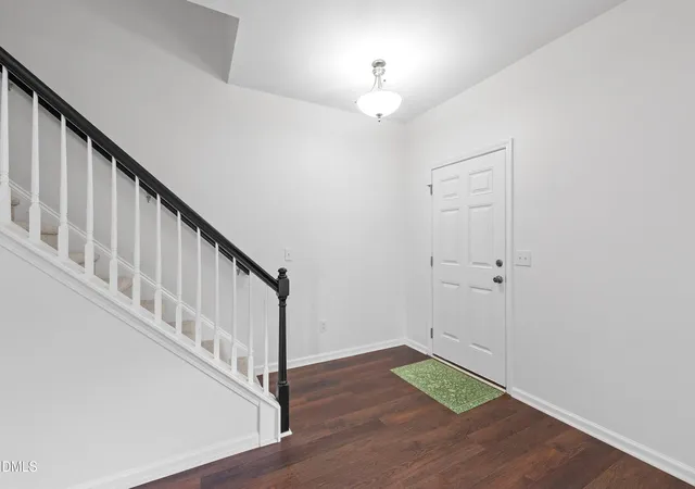 5th image of 817 Edgeware Wy, Wake Forest, NC 27587 | MLS# 10182246