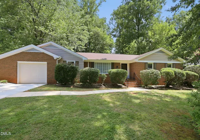 Photo 1 of Single family home for sale at 409 Oakridge Rd, Cary, NC 27511 | MLS# 10180552 | Listing updated on 2026-09-16