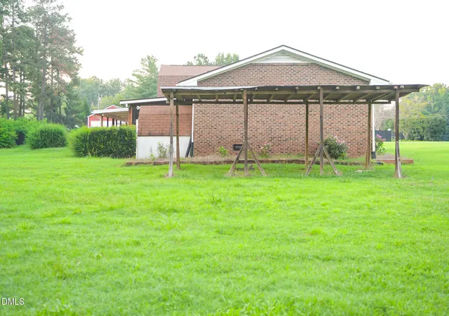 5th image of 152 N C 39 Loop Rd, Henderson, NC 27537 | MLS# 10180308