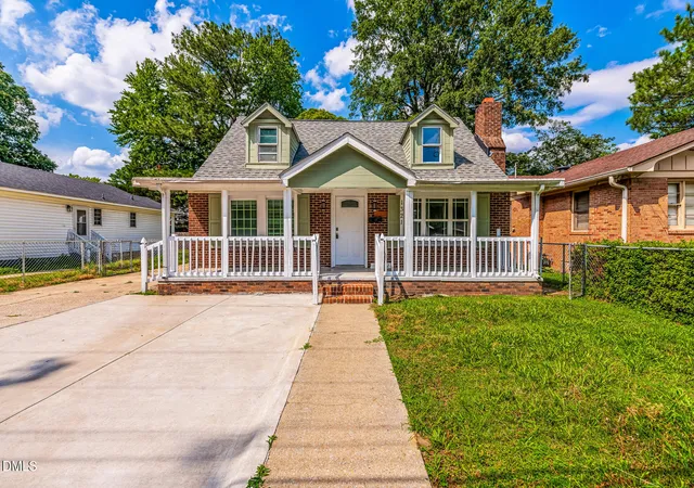 Photo 1 of Sale Pending at 1321 Carolina St E, Wilson, NC 27893 | MLS# 10180287 | Listing updated on 2026-09-07