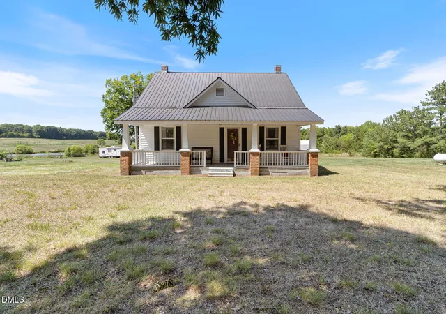 2nd image of 1509 Oak Hill Rd, Oxford, NC 27565 | MLS# 10180372