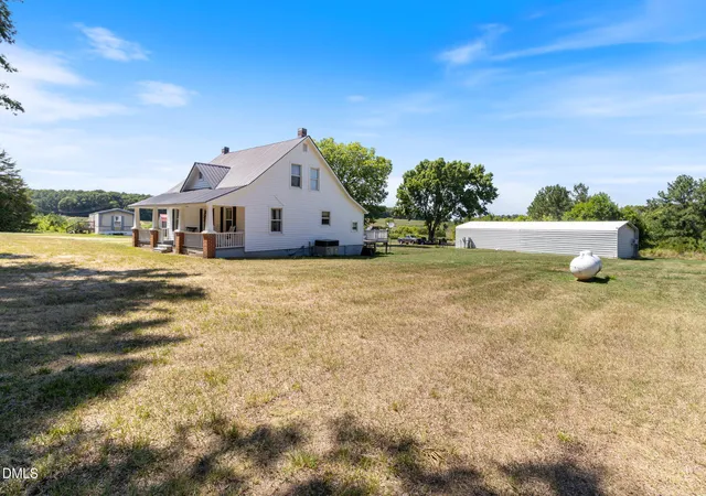3rd image of 1509 Oak Hill Rd, Oxford, NC 27565 | MLS# 10180372