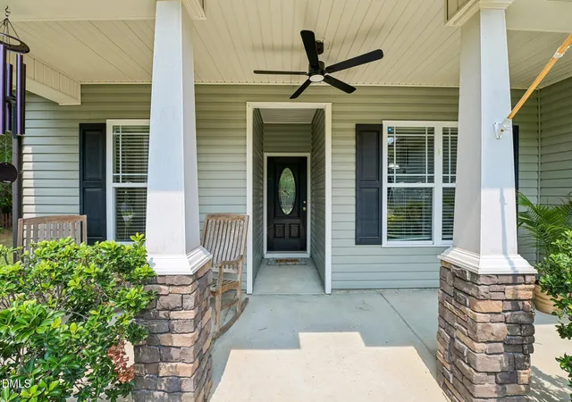 Photo 2 of Single family home for sale at 138 Gold Ct, Broadway, NC 27505 | MLS# 10184687 | Listing updated on 2026-10-06