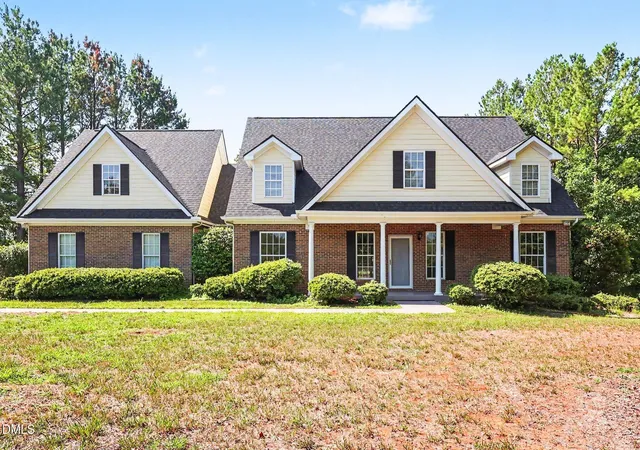 Photo 3 of Single family home for sale at 606 Old Chestnut Xing, Moncure, NC 27559 | MLS# 10180990 | Listing updated on 2026-08-31