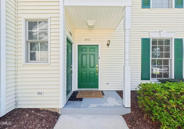 Listing Photo 4 - Condo for sale in building located at 1511 Kudrow Ln, Morrisville, NC 27560