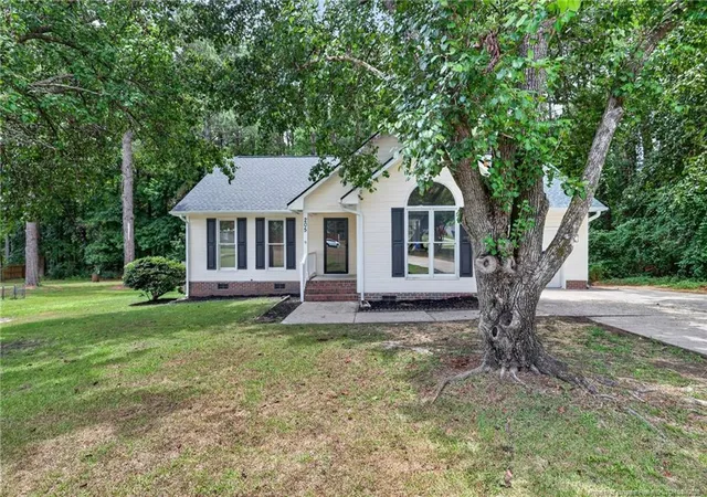 Photo 1 of Sale Pending at 205 Whitechapel Ln, Raeford, NC 28376 | MLS# 766033 | Listing updated on 2026-08-04