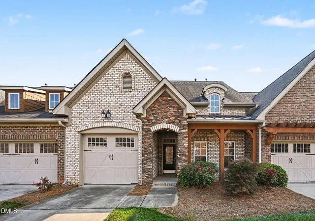 1st image of 1942 Tweed Ln, Burlington, NC 27215 | MLS# 10181089