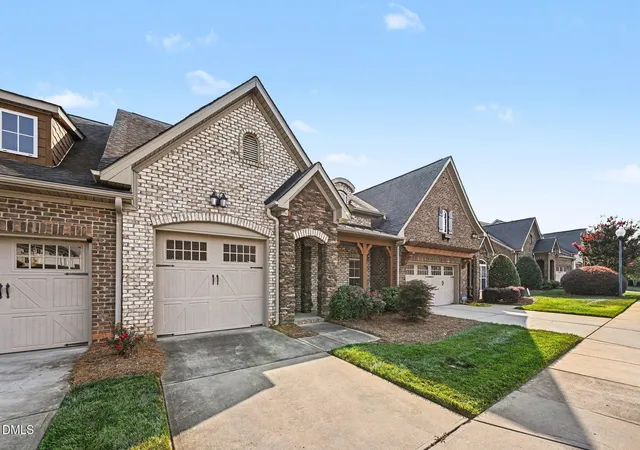 3rd image of 1942 Tweed Ln, Burlington, NC 27215 | MLS# 10181089
