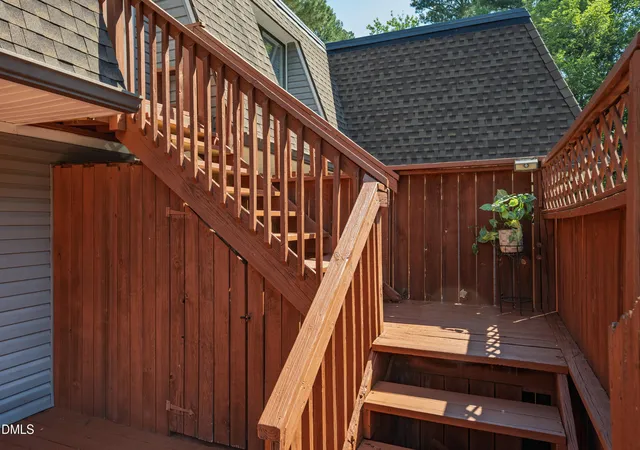 Listing Photo 4 - Condo for sale in building located at 270 Summerwalk Cir, Chapel Hill, NC 27517