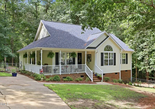 2nd image of 161 Talbert Dr, Holly Springs, NC 27540 | MLS# 10180711