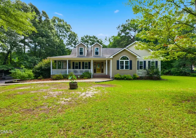 Photo 1 of Single family home for sale at 15 Sylvan Way, Zebulon, NC 27597 | MLS# 10180349 | Listing updated on 2026-10-05