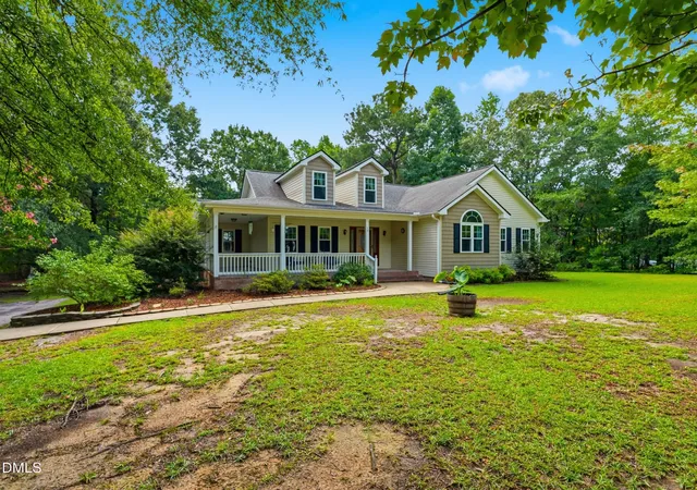 Photo 2 of Single family home for sale at 15 Sylvan Way, Zebulon, NC 27597 | MLS# 10180349 | Listing updated on 2026-10-05
