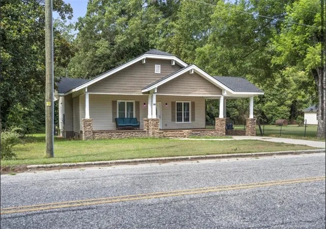 Photo 3 of Single family home for sale at 191 W 3rd Street, Parkton, NC 28371 | MLS# 764429 | Listing updated on 2026-07-18