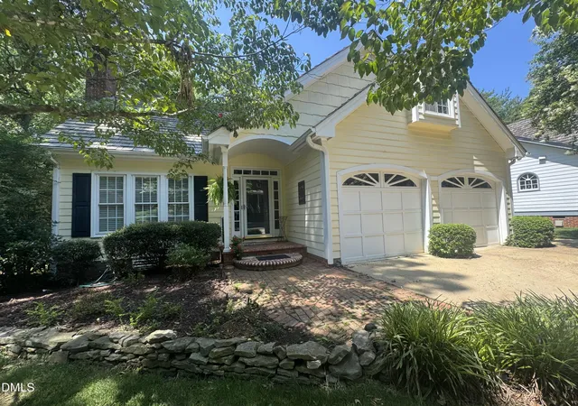 Photo 2 of Single family home for sale at 2269 Brisbayne Cir, Raleigh, NC 27615 | MLS# 10180375 | Listing updated on 2026-09-10
