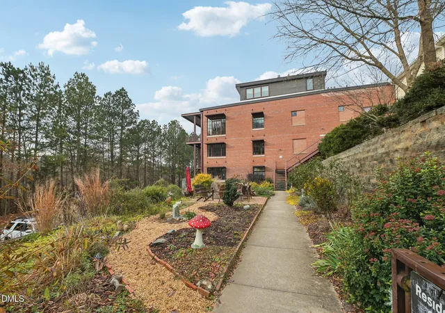 2nd image of 1860 Sissipahaw Wy, Saxapahaw, NC 27253