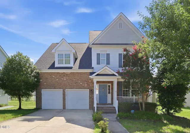 Photo 1 of Single family home for sale at 526 Redford Pl Dr, Rolesville, NC 27571 | MLS# 10180444 | Listing updated on 2026-09-15