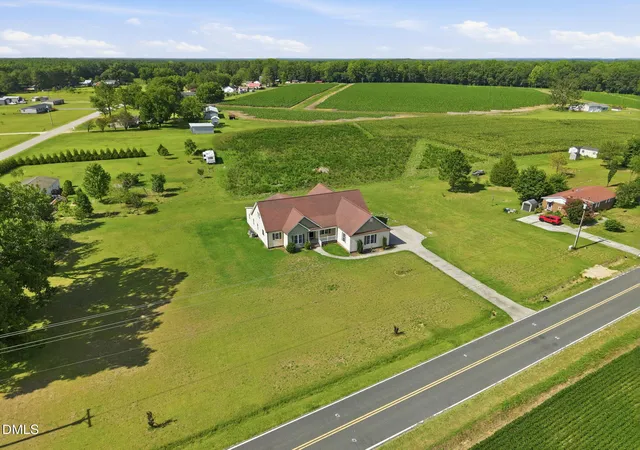 Photo 5 of Sale Pending at 1293 Titan Roberts Rd, Lillington, NC 27546 | MLS# 10180411 | Listing updated on 2026-08-12