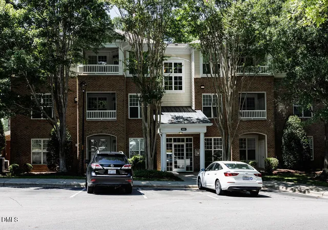 35th image of 8041 Allyns Landing Wy #203, Raleigh, NC 27615 | MLS# 10180479