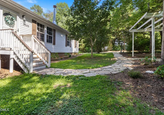 3rd image of 3286 Nc 54 Hwy, Haw River, NC 27258 | MLS# 10181093
