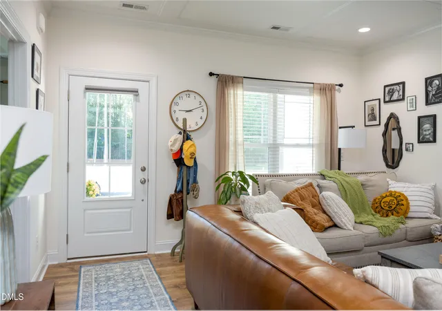Photo 4 of Sale Pending at 203 Fountain Dr, Clinton, NC 28328 | MLS# 10180518 | Listing updated on 2026-08-18