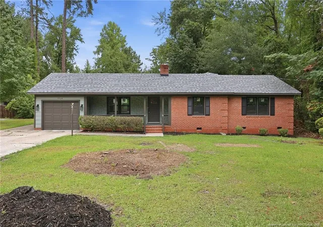 Photo 1 of Single family home for sale at 1934 Forest Hills Dr, Fayetteville, NC 28303 | MLS# 766067 | Listing updated on 2026-08-21