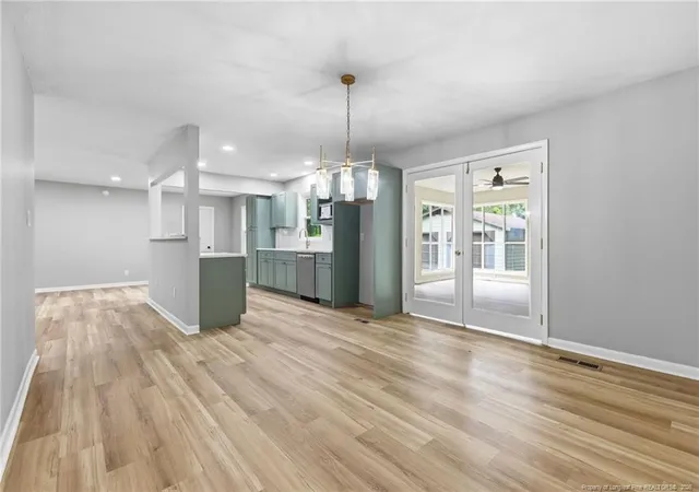 Photo 3 of Single family home for sale at 1934 Forest Hills Dr, Fayetteville, NC 28303 | MLS# 766067 | Listing updated on 2026-08-21