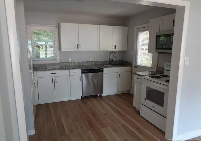 Photo 3 of Single family home for sale at 316 Stuart Ave, Fayetteville, NC 28301 | MLS# 766080 | Listing updated on 2026-09-17