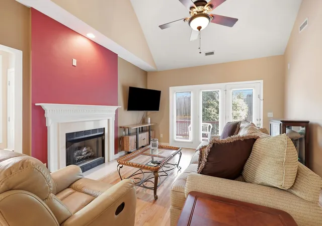 Photo 4 of Townhouse for sale at 7642 Astoria Pl, Raleigh, NC 27612 | MLS# 10180498 | Listing updated on 2026-09-11
