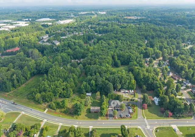 Photo 4 of House for sale at 1202 S 5th Street, Mebane, NC 27302 | MLS# 10180512 | Listing updated on 2026-09-01