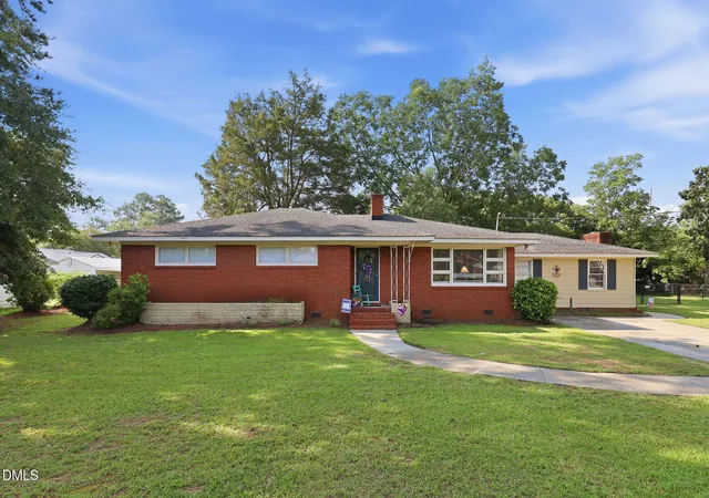 1st image of 105 Jones Dr, Dunn, NC 28334 | MLS# 10183650