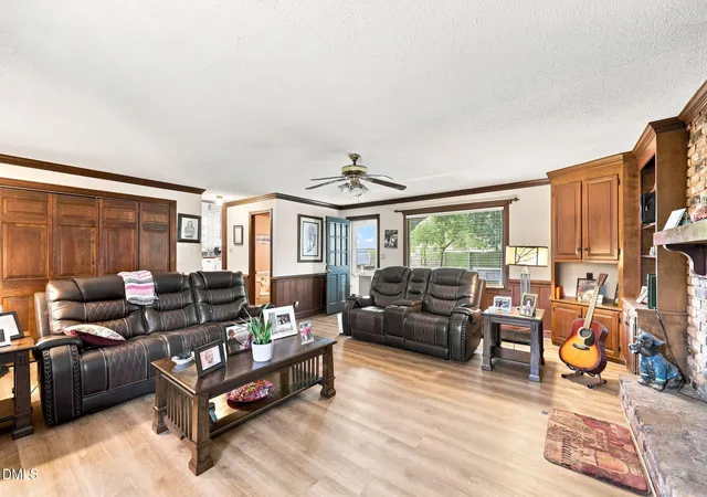 Photo 3 of Single family home for sale at 105 Jones Dr, Dunn, NC 28334 | MLS# 10183650 | Listing updated on 2026-08-21