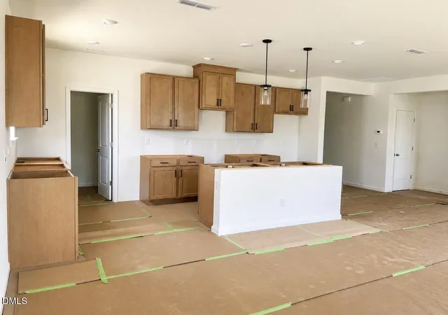 Photo 2 of Single family home for sale at 613 Chestnut Oak Ln, Lillington, NC 27546 | MLS# 10180544 | Listing updated on 2026-09-03