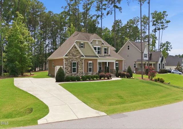 Photo 2 of Single family home for sale at 556 Rockport Dr, Clayton, NC 27527 | MLS# 10180999 | Listing updated on 2026-09-20
