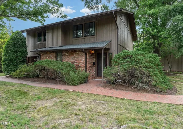 1st image of 1408 Oak Tree Dr, Chapel Hill, NC 27517 | MLS# 10183948