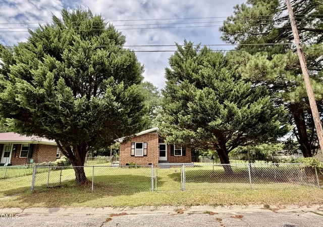 4th image of 811 Crawford St, Goldsboro, NC 27530 | MLS# 10181163