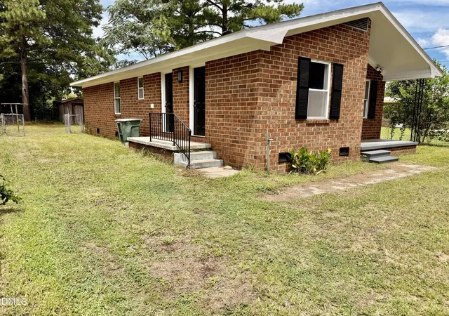 5th image of 811 Crawford St, Goldsboro, NC 27530 | MLS# 10181163
